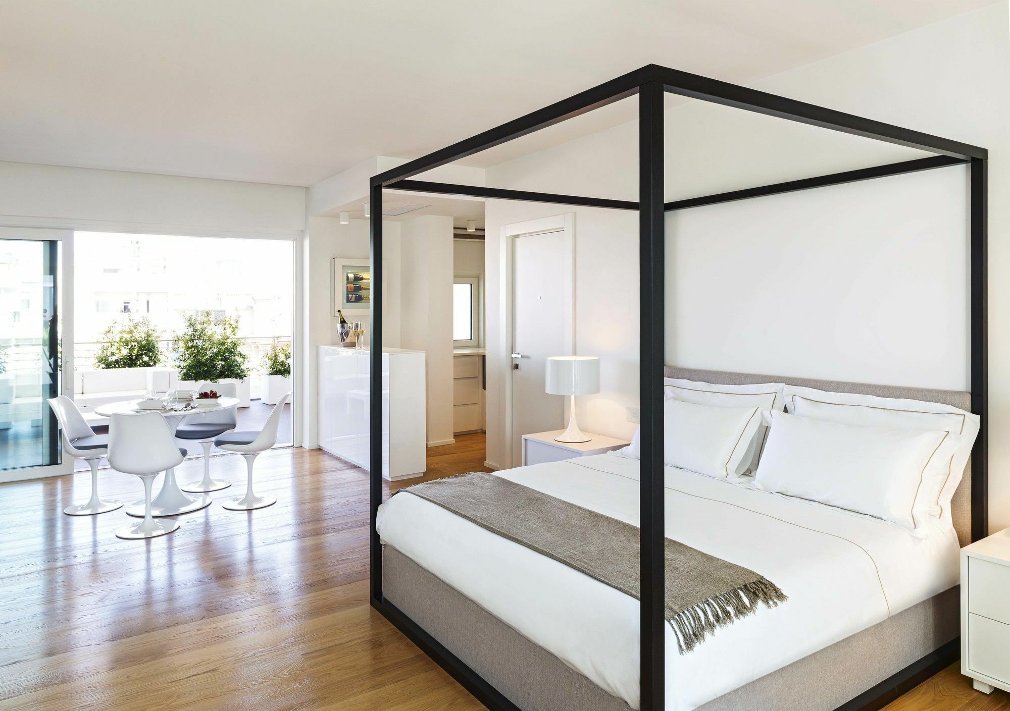 Dilman Luxury Couette-café